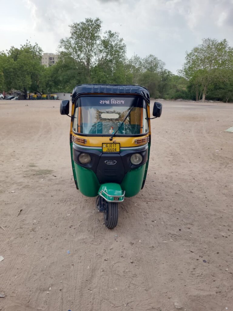 10/2024 BAJAJ RE COMPACT CNG AUTO RICKSHAW | 1ST OWNER | EXCELLENT CONDITION