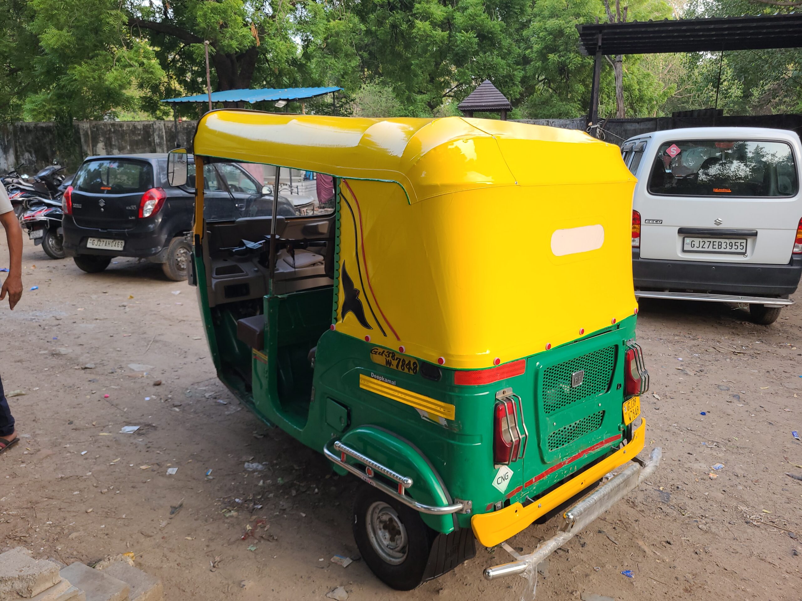 2022 BAJAJ RE COMPACT CNG AUTO RICKSHAW | 1ST OWNER | EXCELLENT CONDITION - Image 3